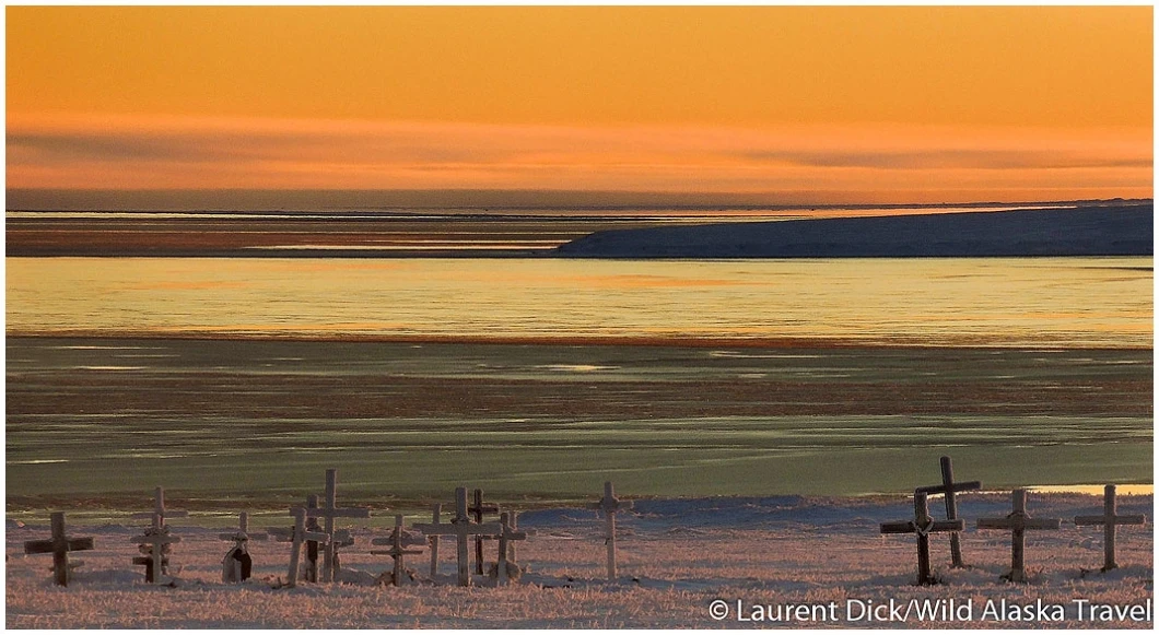 Kaktovik Cemetary Arctic Ocean - Photo (c) Laurent Dick - Wild Alaska Travel